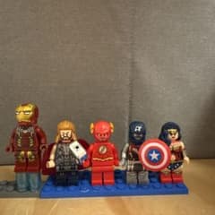 LEGO ミニフィギュア　マーベルのサムネイル