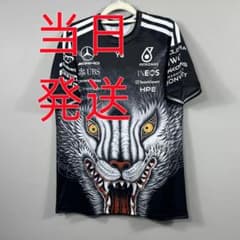 Mercedes-AMG PETRONAS Tシャツ - 3