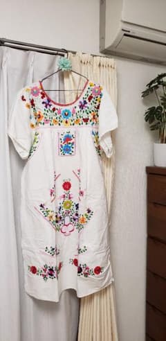 本日終了♪刺繍♡ワンピースのサムネイル