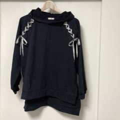 アクシーズ　パーカープルオーバーのサムネイル