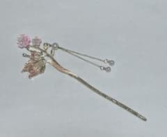花 桜 蝶々 薄桃色 かんざし 簪 髪飾りのサムネイル
