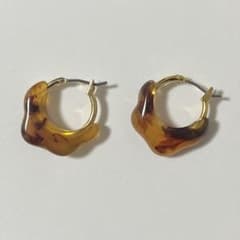 べっこう柄変形フープピアス/OPAQUE.CLIPのサムネイル