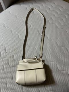 Tory Burch ホワイトレザーショルダーバッグのサムネイル