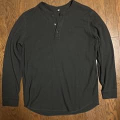 UNIQLO ワッフルヘンリーネックTシャツ 長袖 ブラック メンズのサムネイル