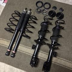 トヨタライズA210A(4WD)純正サスペンションキット ショックアブソーバー トヨタライズA210A(4WD)純正サスペンションキット ショック