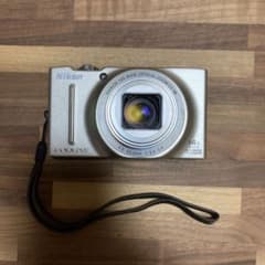 Nikon COOLPIX Style COOLPIX S8200 PLATI…のサムネイル