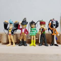 ワンピース オリジナルフィギュア ストラップ 5種セット - メルカリ