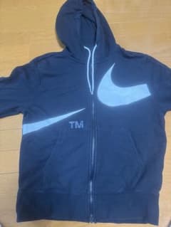 Nike フルジップ パーカー ブラックのサムネイル