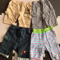 ハーフパンツ 90 95  4枚セットのサムネイル