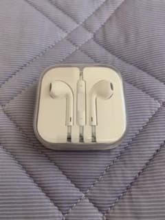 iPhone純正イヤホン　新品・未使用品のサムネイル