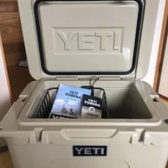 YETI  イエティ　クーラーボックス35のサムネイル