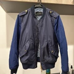 BURBERRY MA-1ジャケット Mサイズ ネイビー - メルカリ