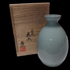 □四代諏訪蘇山 青磁花入 作家物 - メルカリ