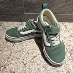 VANS 緑色キャンバススニーカー 17.0cmのサムネイル