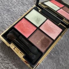 SUQQU デザイニング カラー アイズのサムネイル
