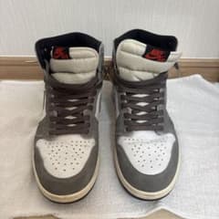 NIKE AIR JORDAN 1 ハイカット スニーカー グレーのサムネイル