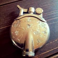 ヴィヴィアン オイルライターのサムネイル