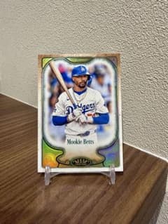 topps tear one ムーキーベッツ　holo goldのサムネイル