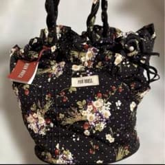 たかたか様　【新品】ピンクハウスのトートバッグと巾着のセットです たかたか様 【新品】ピンクハウスのトートバッグと巾着のセットです