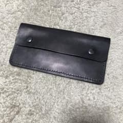 黒のレザー長財布のサムネイル