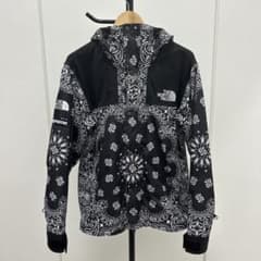 supreme『希少』バンダナ柄　マウンテンジャケットのサムネイル