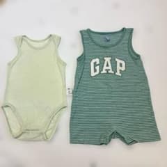 babyGap UNIQLO ベビー ロンパース 2点セットのサムネイル