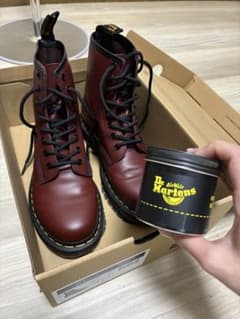 Dr. Martens チェリーレッド　23㎝　オイル付き Dr. Martens チェリーレッド 23㎝ オイル付き - メルカリ