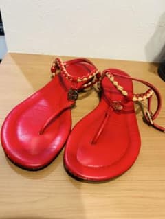 値下げ中⭐️Tory Burch トングサンダル レッド ストラップのサムネイル