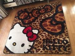 専用  キティー カーペットのサムネイル