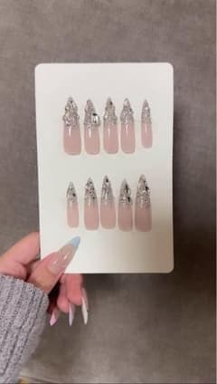 グラデーション埋めつくし ラメ ギャル ワンホンのサムネイル
