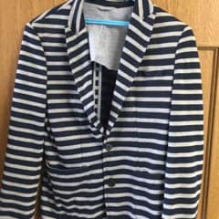 ZARA テーラードジャケットのサムネイル