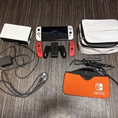 Nintendo Switch 有機ELモデル 本体 ホワイト ＋周辺機器のサムネイル
