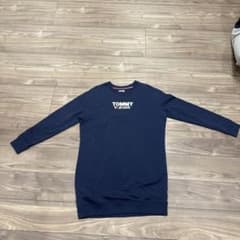 TOMMY JEANS スウェット ネイビー Mサイズのサムネイル