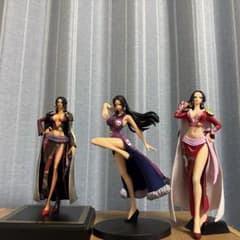 ワンピース　ボア・ハンコック　フィギュアセットのサムネイル