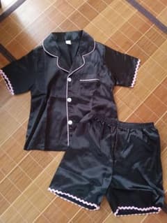 SHEIN 黒パジャマセット 9Yのサムネイル