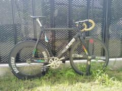 ピスト チネリ ヒストグラム XL ロイヤルフラッシュ 手渡しのみ ピスト チネリ ヒストグラム XL ロイヤルフラッシュ 手渡しのみ - メルカリ