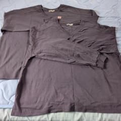 Vネック 長袖 Tシャツ 2枚セットのサムネイル