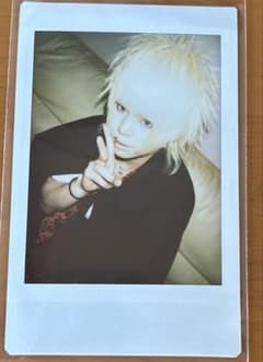 R指定　マモ　チェキのサムネイル
