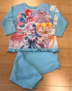【ぴま様専用ページです！】プリキュア 光るパジャマ　110のサムネイル
