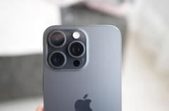 Apple iPhone 15 ProMax512GB ブラックチタニウムのサムネイル