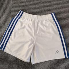 adidas 白 ハーフパンツ 【キッズ】のサムネイル