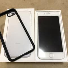 iPhone 7 Silver 128 GB SIMフリーのサムネイル