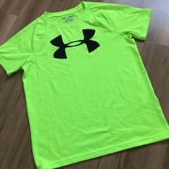 アンダーアーマー Tシャツ　size YLG150のサムネイル