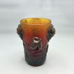 ヴィンテージ イワキガラス 薔薇のモチーフ花瓶 フラワーベース アンティーク ヴィンテージ イワキガラス 薔薇のモチーフ花瓶 フラワーベース