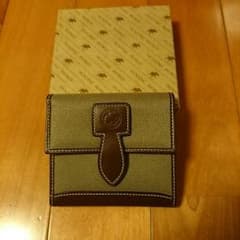 ハンティングワールド財布のサムネイル