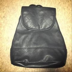 黒リュックのサムネイル