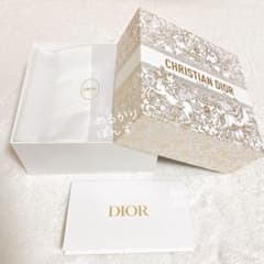 Dior クリスマス 限定ギフトボックス 大 空箱 クリスマスコフレ - メルカリ