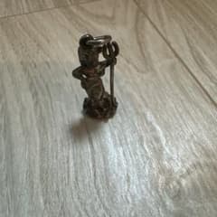 悪魔の像 ペンダント デビルガール シルバー ロック ロカビリー - メルカリ