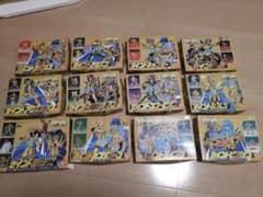 チルト様専用　聖闘士星矢プラモデル　黄金聖闘士12体セットのサムネイル