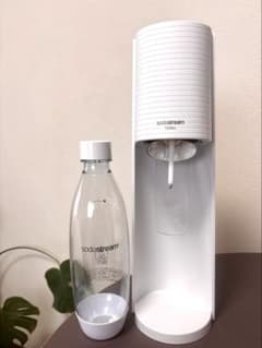 SodaStream TERRA ホワイト 炭酸水メーカー ボトル付 - メルカリ